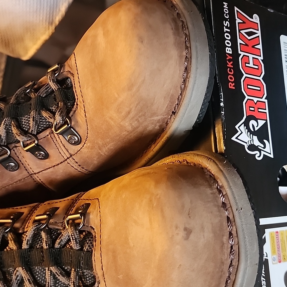 Composite Work Boots - Picture 4 of 10